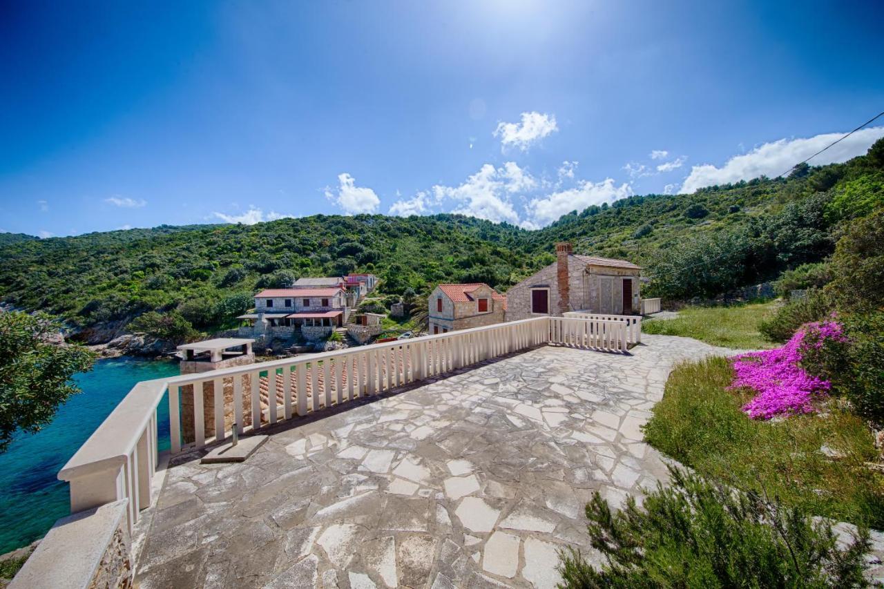 Villa Silente Okljucna Ngoại thất bức ảnh